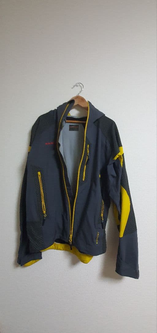 グレー|イエローS・MAMMUT