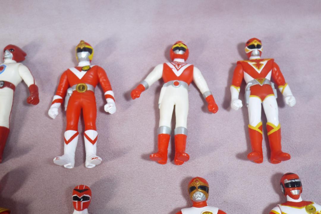スーパー戦隊　レッドヒーロー　30体セット