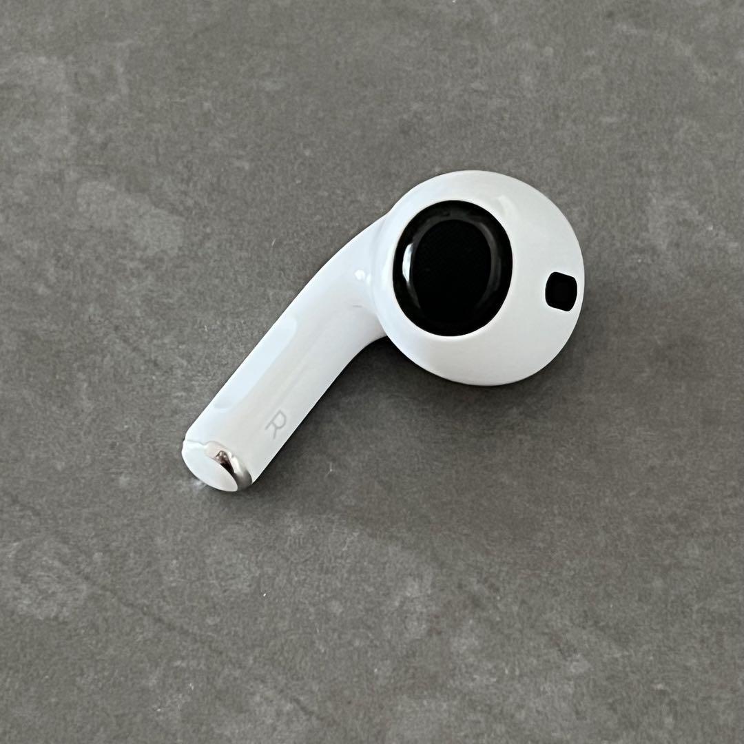 Apple AirPods Pro 第2世代 イヤホン右耳【ジャンク品】 - メルカリ