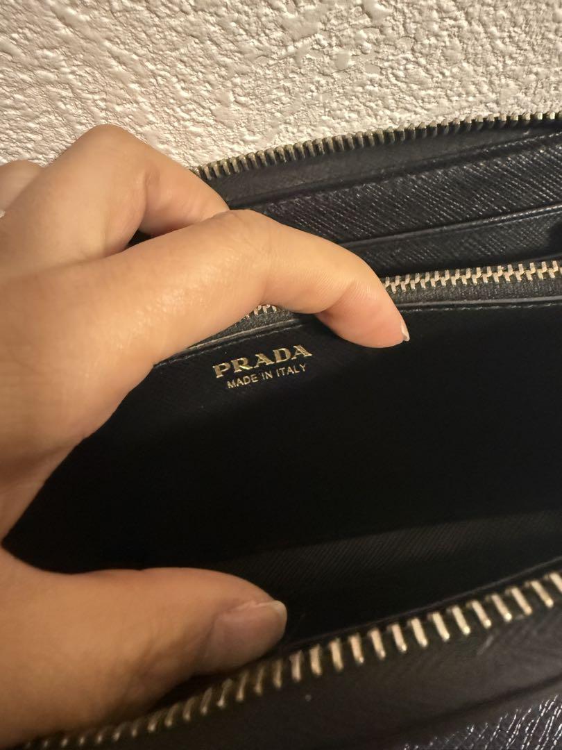 期間限定お値下げ PRADA ブラック サフィアーノレザー 長財布