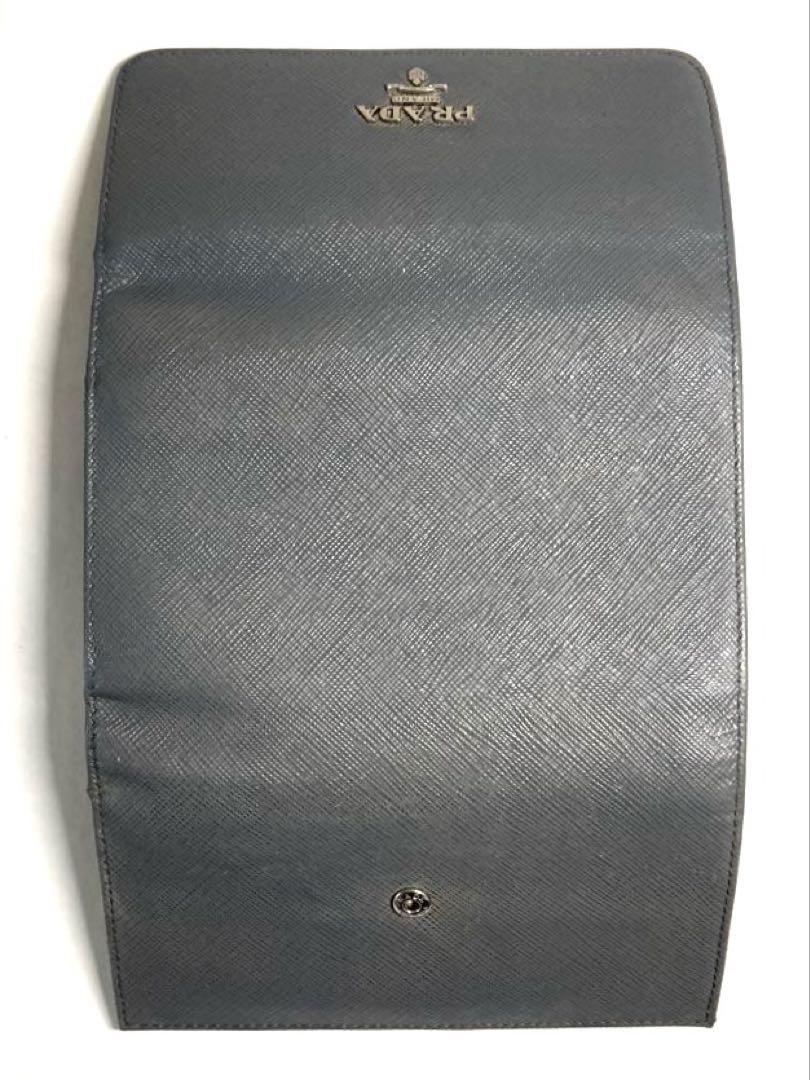 良品　PRADA プラダ　サフィアーノ　レザー　三つ折り財布　グレー系