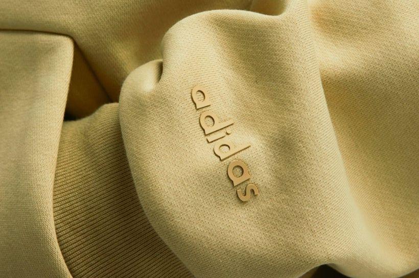 ☆海外限定発売品!adidas×FEAR OF GODパーカー メンズ ☆海外限定発売品!adidas×FEAR OF GODパーカー メンズ