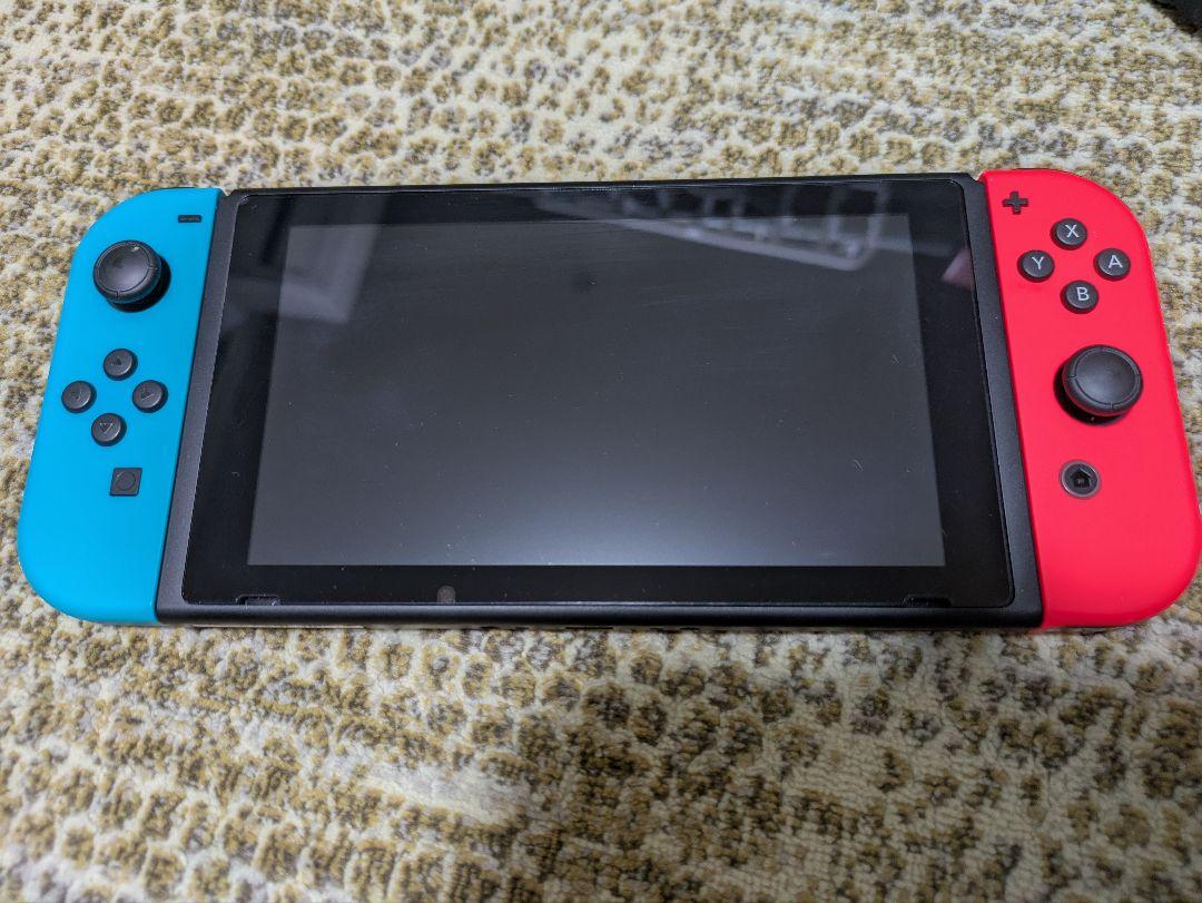Nintendo Switch 本体（青/赤）