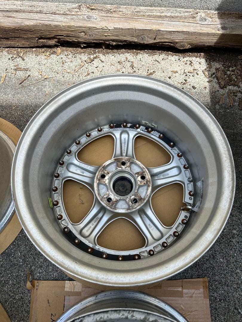 レイズ　ボルクレーシング　16インチ グループA-V