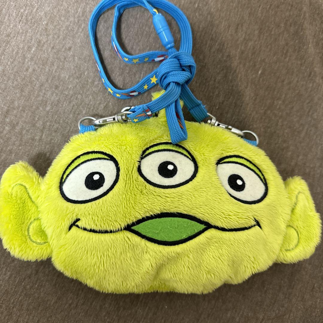 ディズニー　パスケース　３つセット