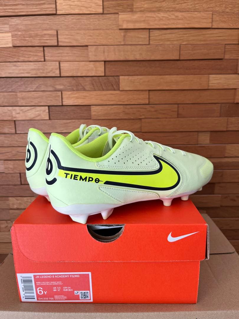 Nike Tiempo DA1333-705 サッカーシューズ サイズ24.0