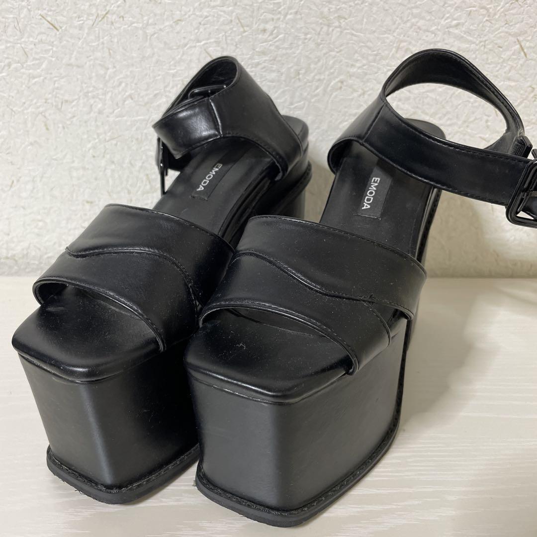 【超安い】 超美品EMODA ブラック プラットフォームサンダル 靴
