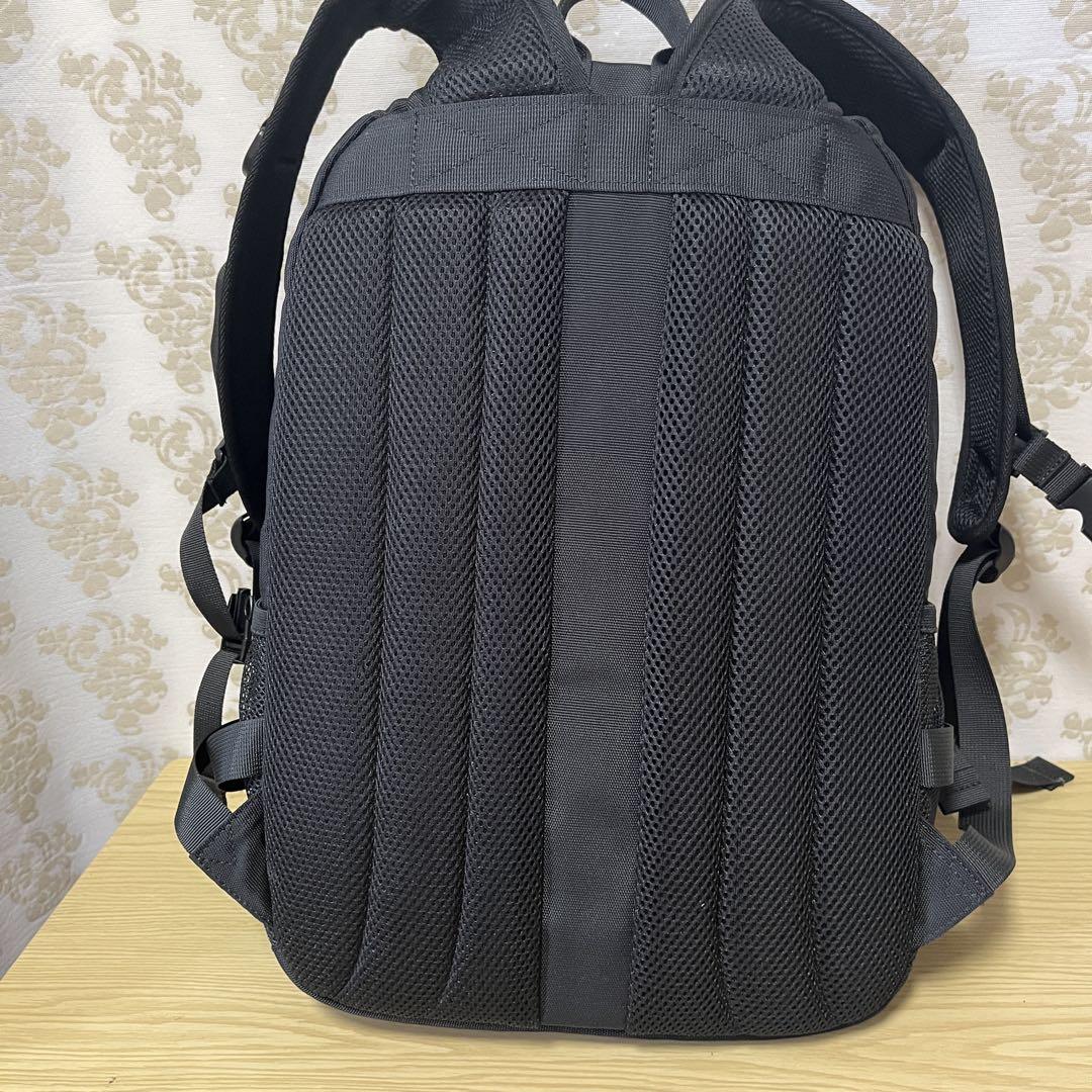 日曜特価☆極美品ほぼ未使用☆ポンポネットジュニア☆丸型ポーチ