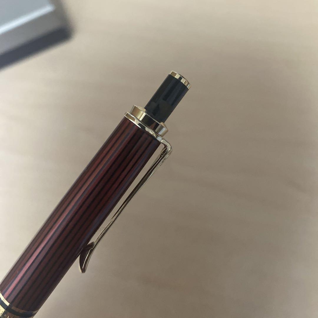 Pelikan スーべレーン