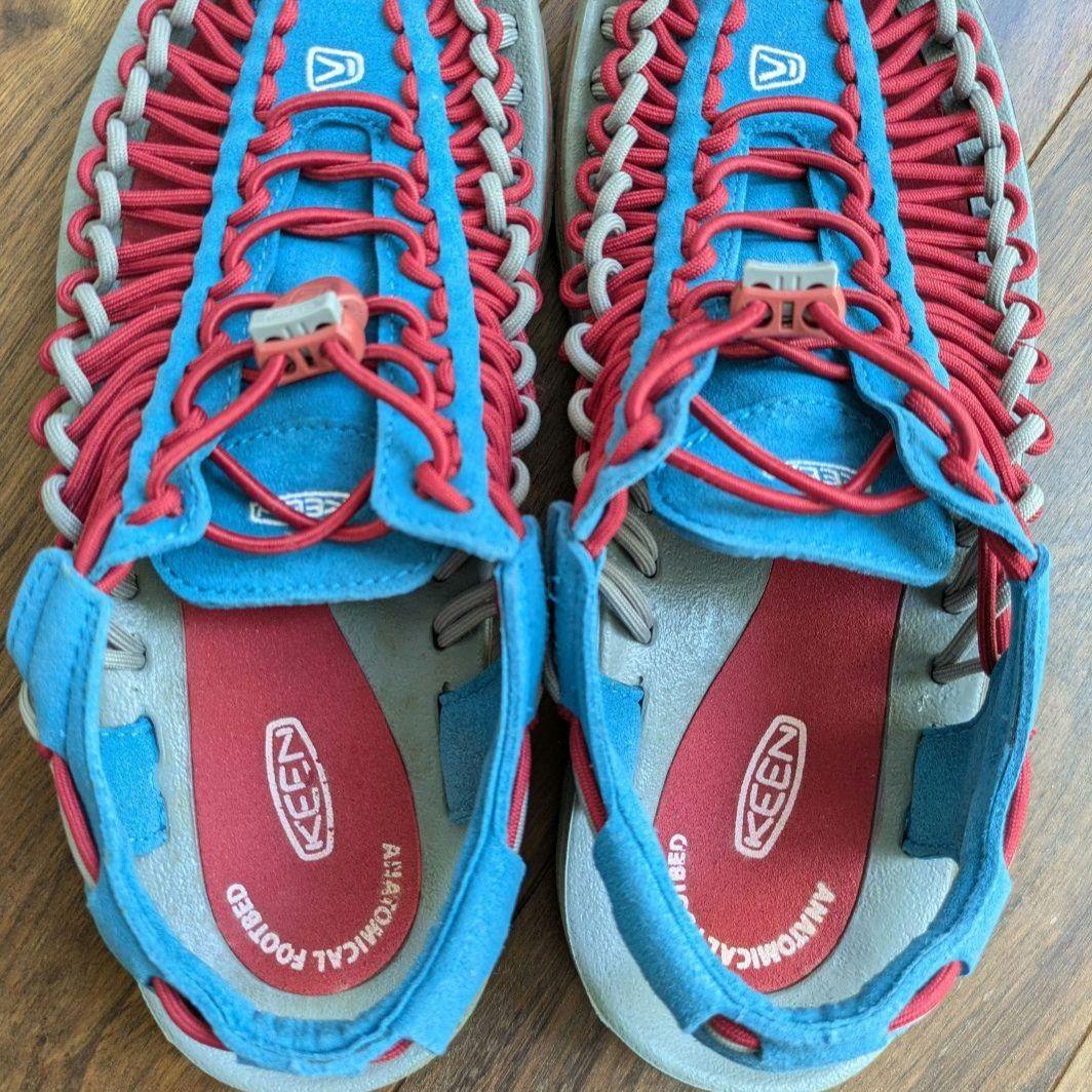 KEEN ユニーク サンダル TEVA VOYA INFINITY - メルカリ