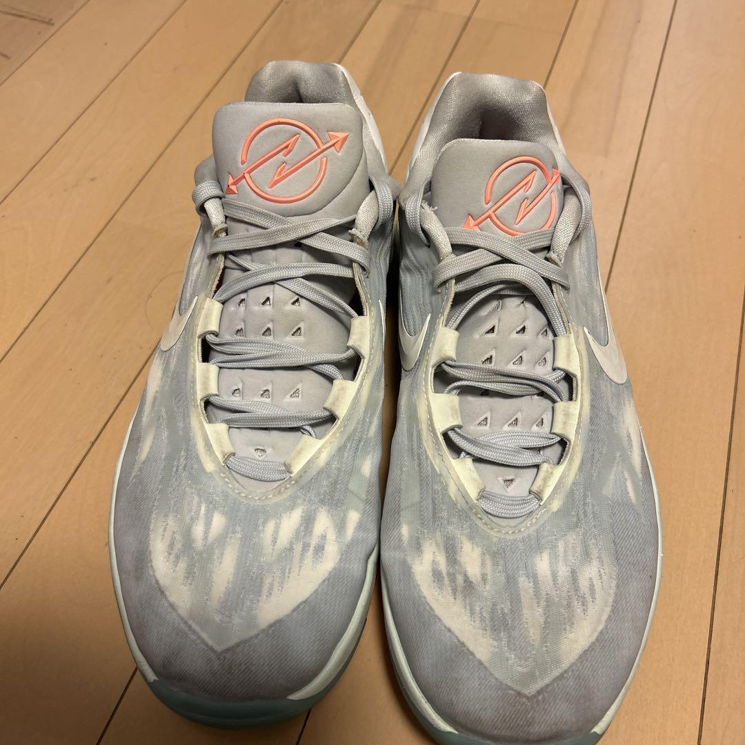 NIKE GT Cut2