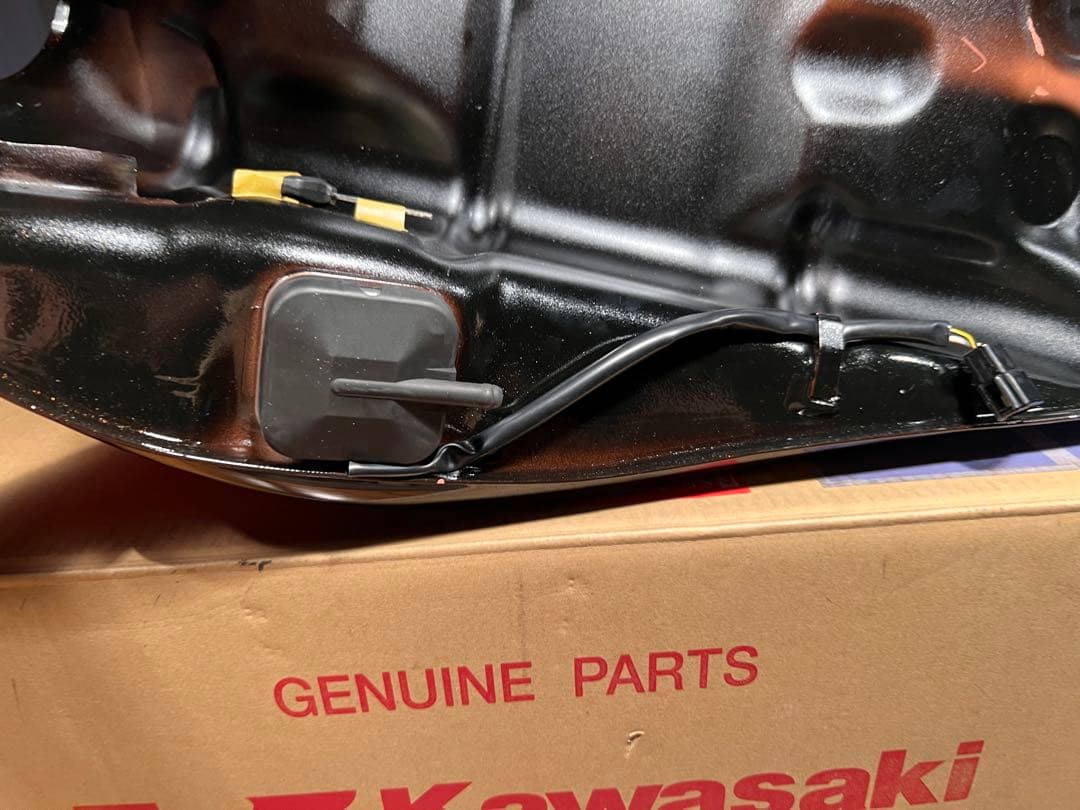 当時モノ新品Kawasaki純正ゼファー750 火玉外装セット+Z2サイドカバー