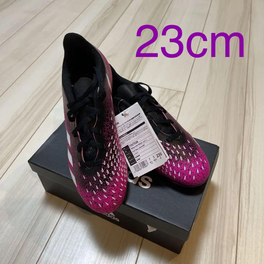adidas サッカー スパイク
