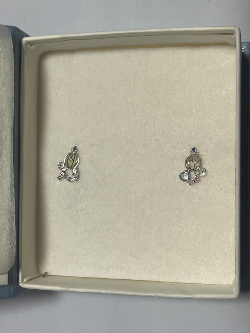 Disney シンデレラ ピアス（両耳用）