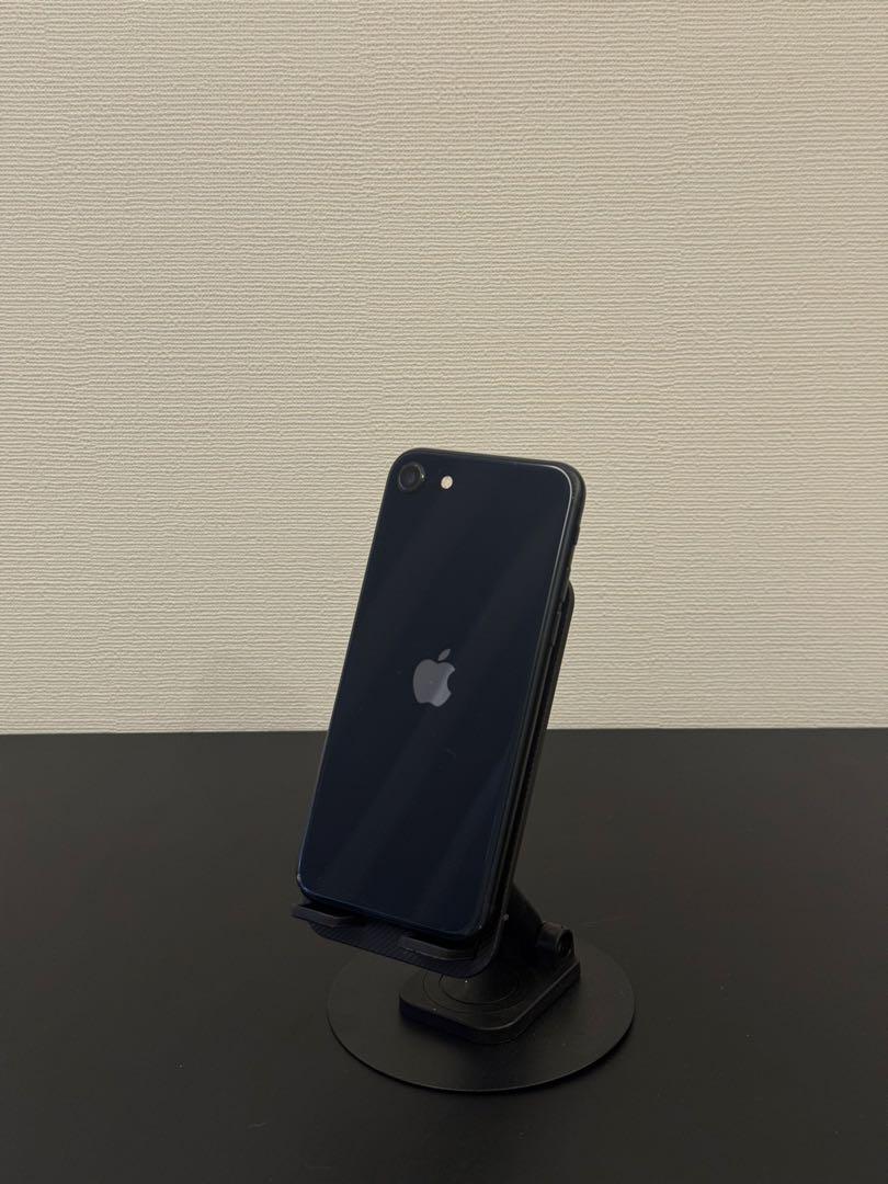 美品 iPhone SE 3 2022 第三世代 64GB SIMフリー