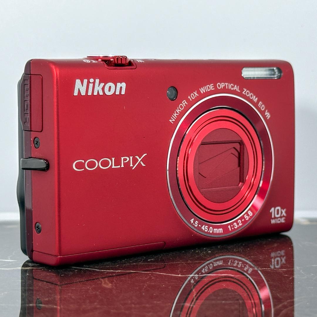 【美品】Nikon COOLPIX S6200 レッド