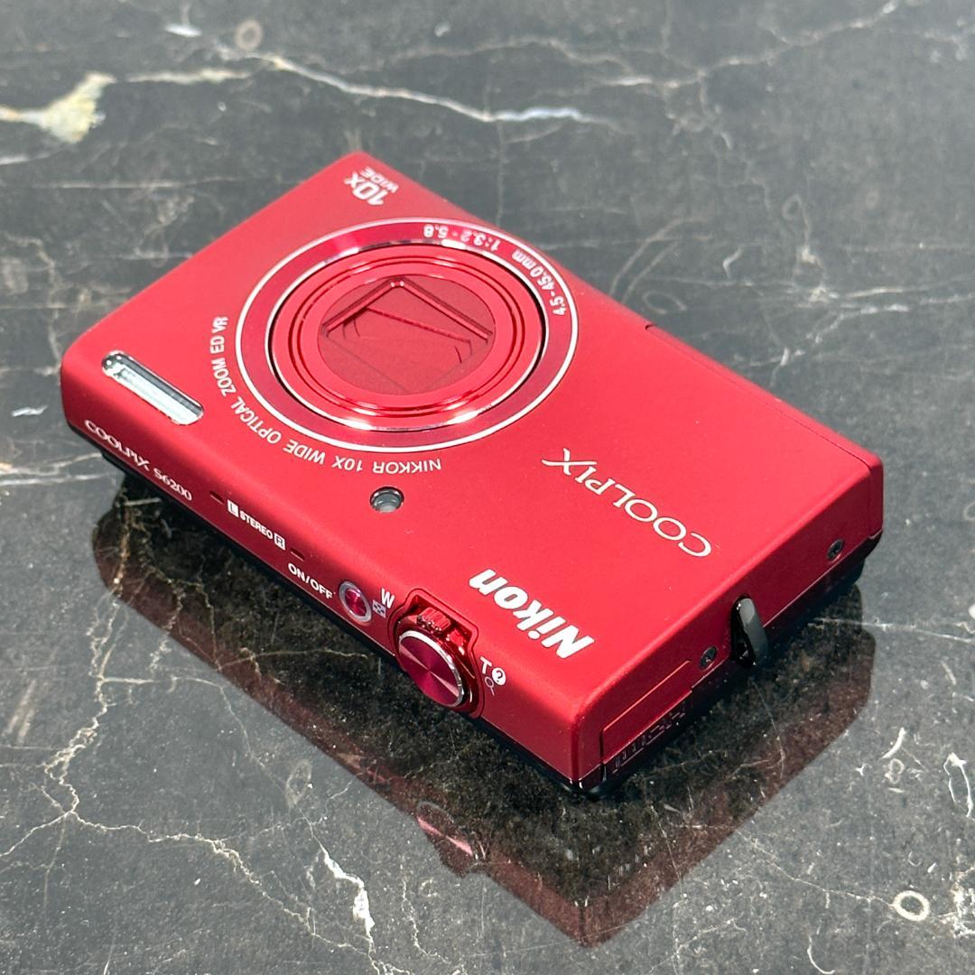 【美品】Nikon COOLPIX S6200 レッド
