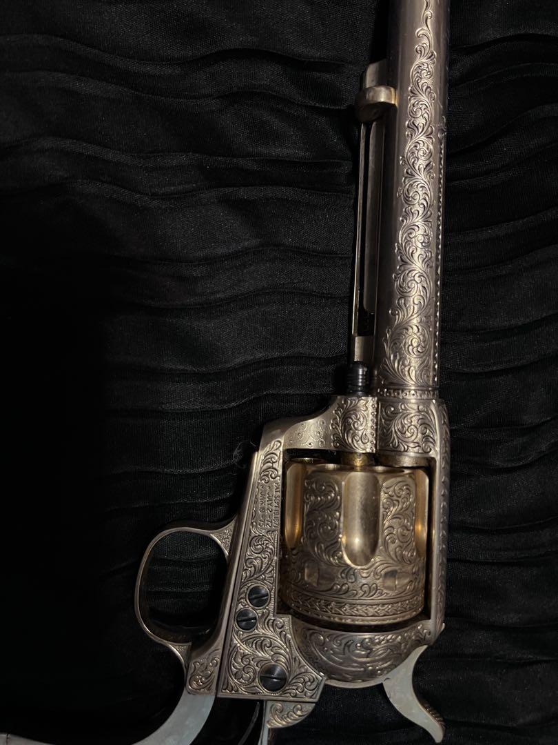 Display M1873 Colt Cavalry 装飾的な金ーリボルバー