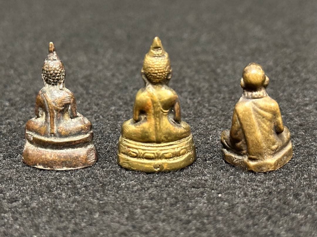 古銅小座仏三点まとめ　東南アジア　懸仏　釈迦　鎧仏　菩薩　蓮華　懐中仏　念持仏