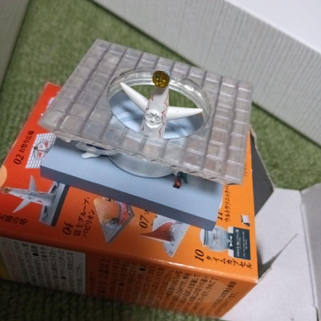 岡本太郎　ミニチュアセット