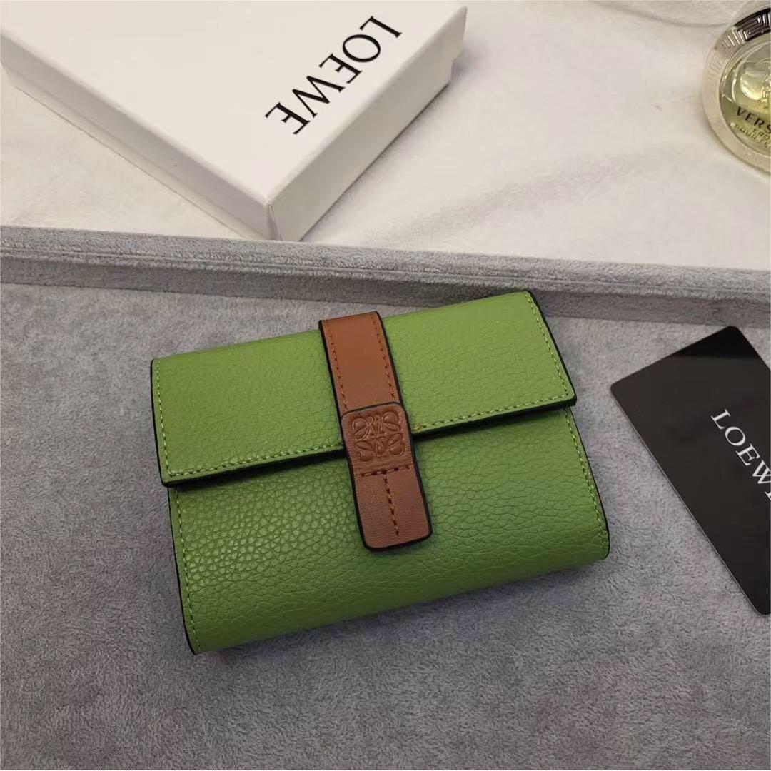 新品 LOEWE ロエベ 財布 折り財布 コンパクトウォレットグリーン