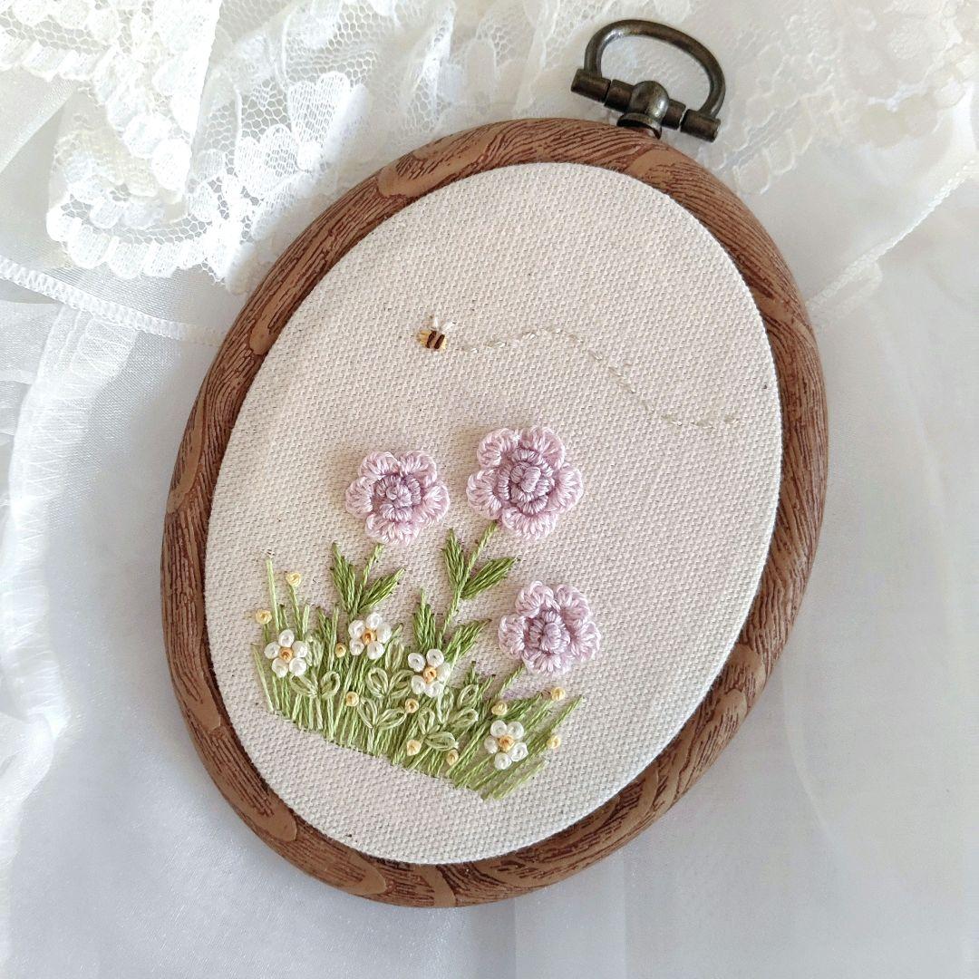 【専用】ハンドメイド　刺繍フレーム 刺繍フレーム 10cm×7.5cm - メルカリ