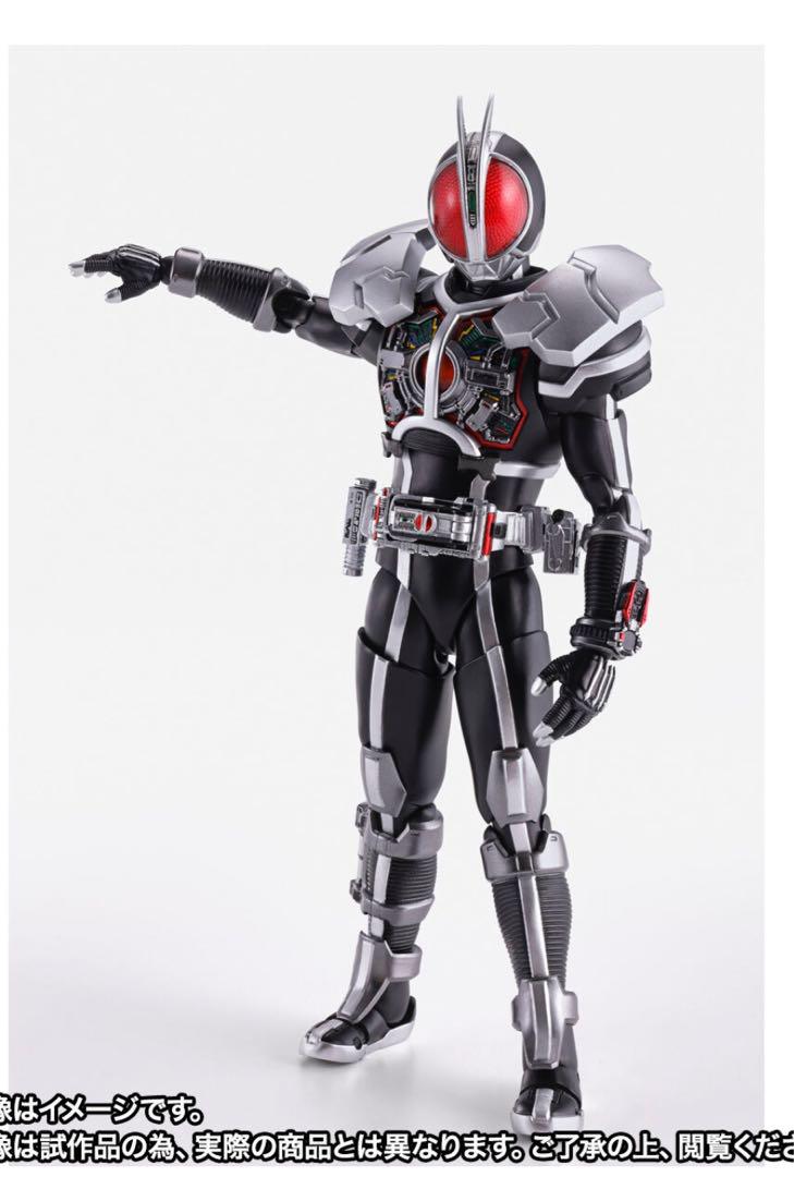 真骨彫 仮面ライダーファイズ アクセルフォーム /