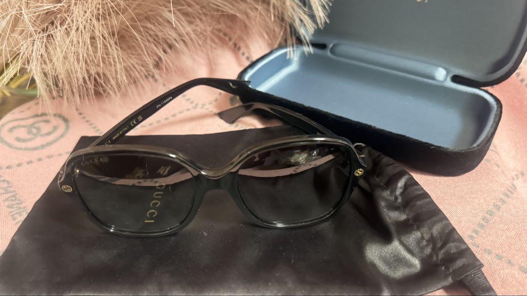 GUCCI ブラック サングラス ケース付き