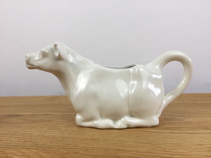 英国Burleigh バーレイ◇ 白い陶器のカウクリーマー ミルクジャグ