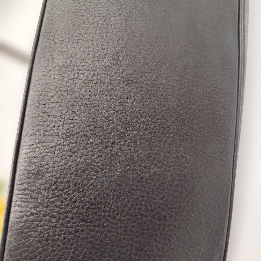 美品 コーチ トートバッグ A4 パンチング レザー ブラック シボ革 肩掛け