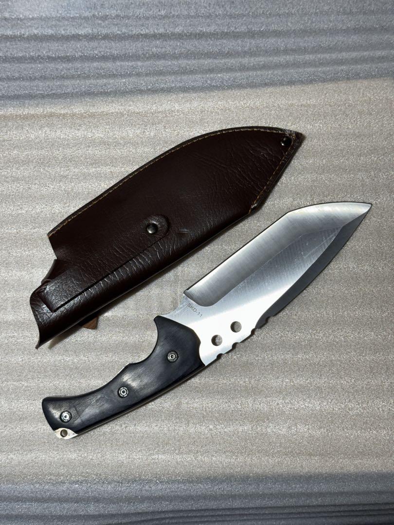 サバイバルナイフ　フルタング SKD-11鋼製