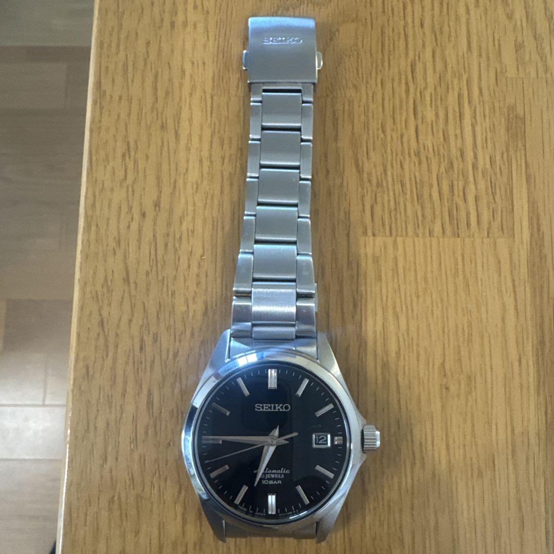 SEIKO 自動巻き ブラックダイヤル SZSB012