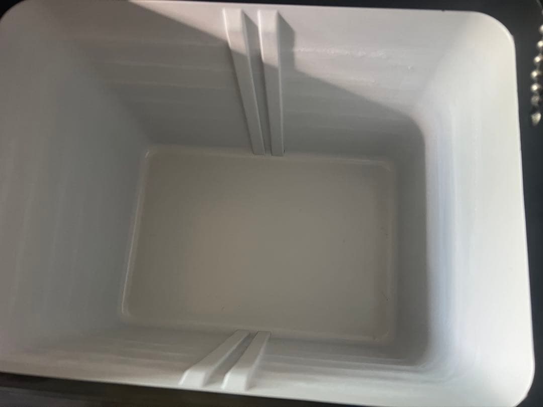 冷凍庫目立った傷や汚れなし