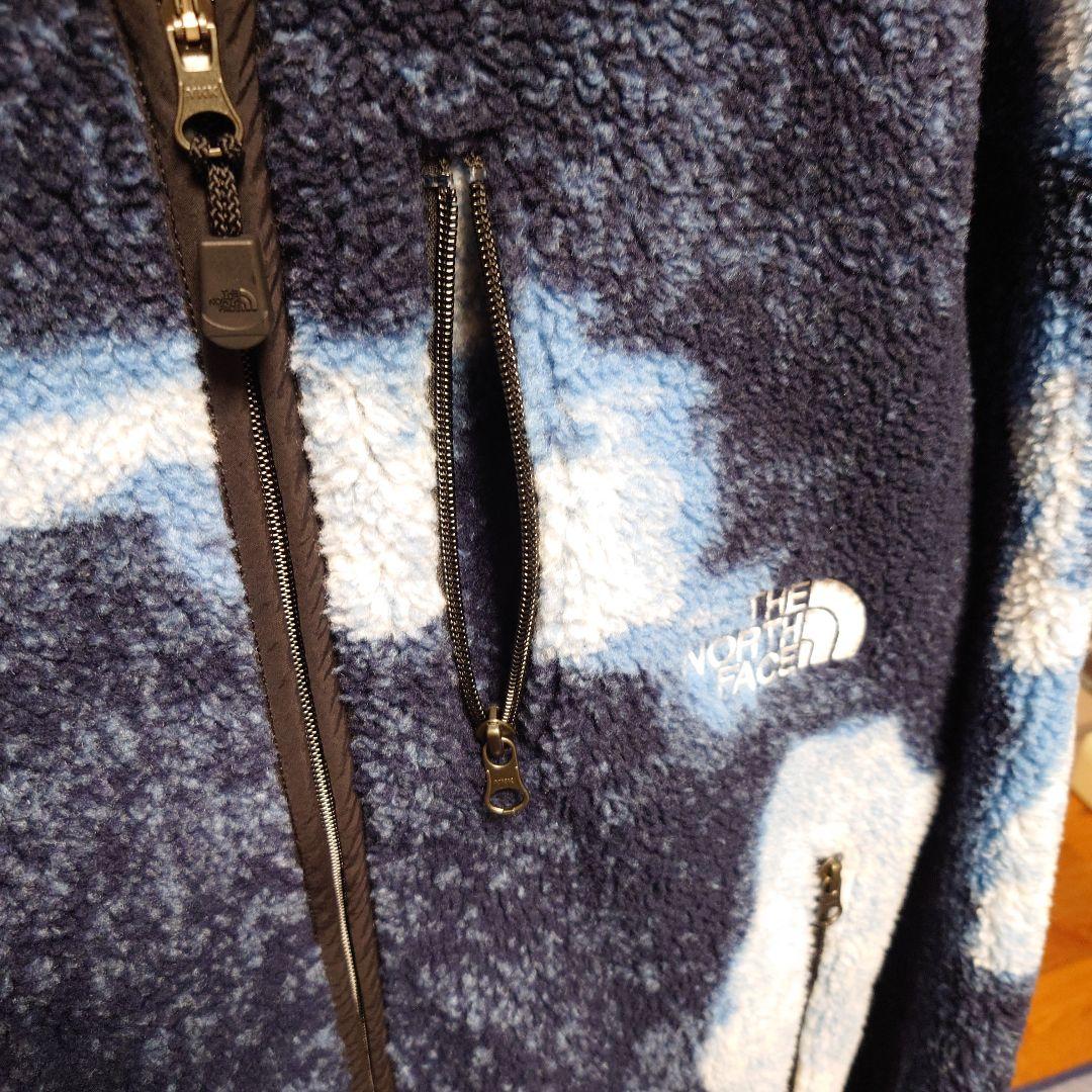 Supreme × THE NORTH FACE Bleached Fleece