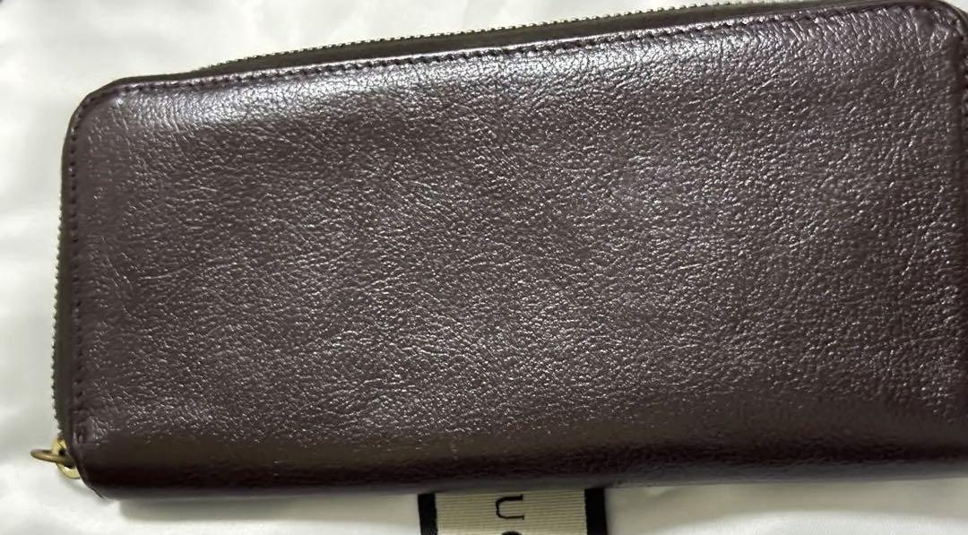 イルビゾンテは⭐︎ブラウン　長財布カウレザー本革定価４２０００円➕TAX