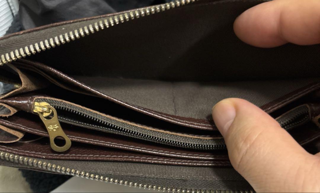 イルビゾンテは⭐︎ブラウン　長財布カウレザー本革定価４２０００円➕TAX