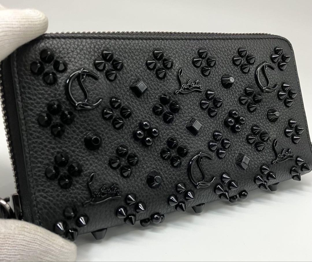 ⭐️ 美品 ルブタン パネトーネ ラウンドファスナー 長財布 ブラック 鑑定済 ⭐️ 極美品 ルブタン パネトーネ ラウンドファスナー 長財布