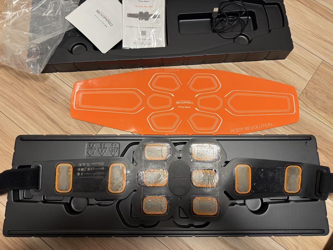 SIXPAD Abs Belt オレンジ・黒　シックスパッド　腹筋　美品