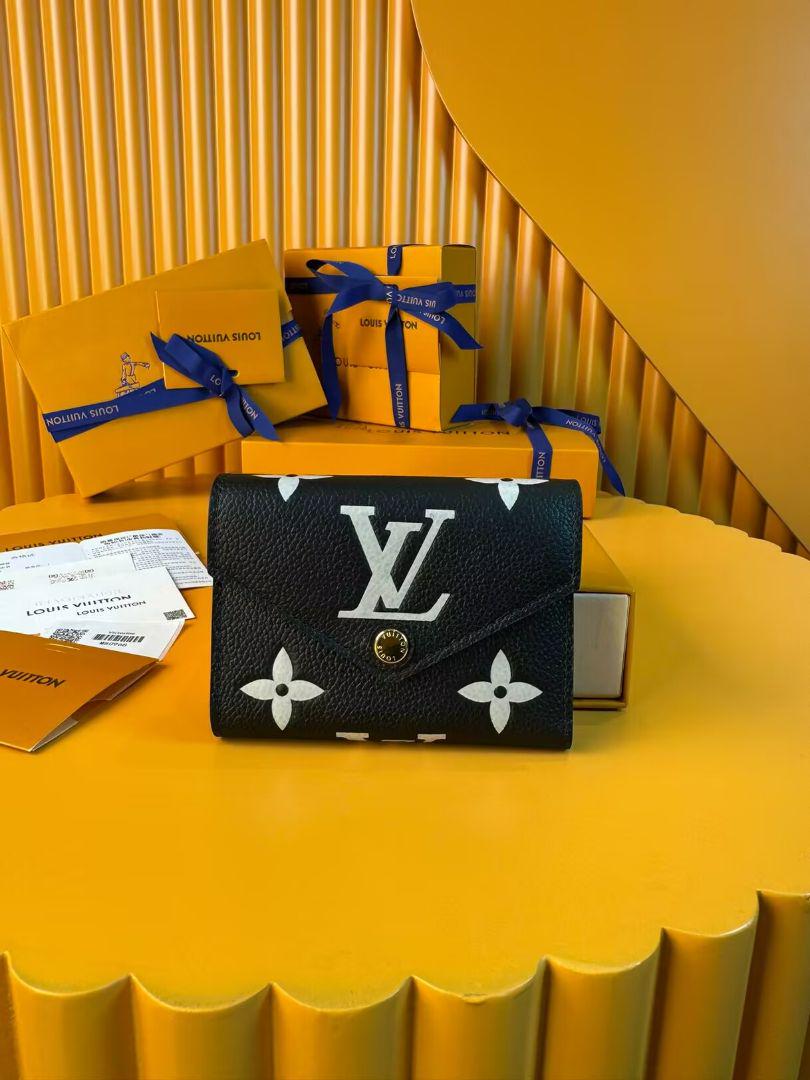 ルイヴィトン LOUIS VUITTON 三つ折り財布