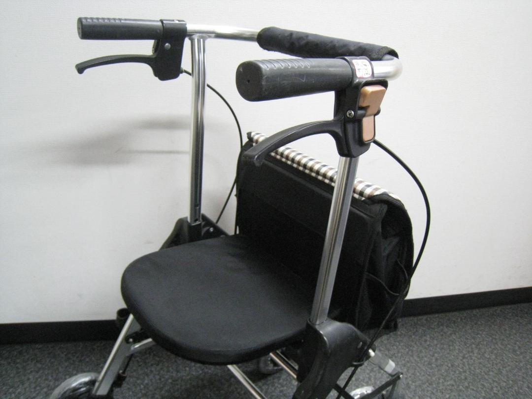 テイコブリトルハイ　HS05H　チェックブラック 幸和製作所 歩行器 ①