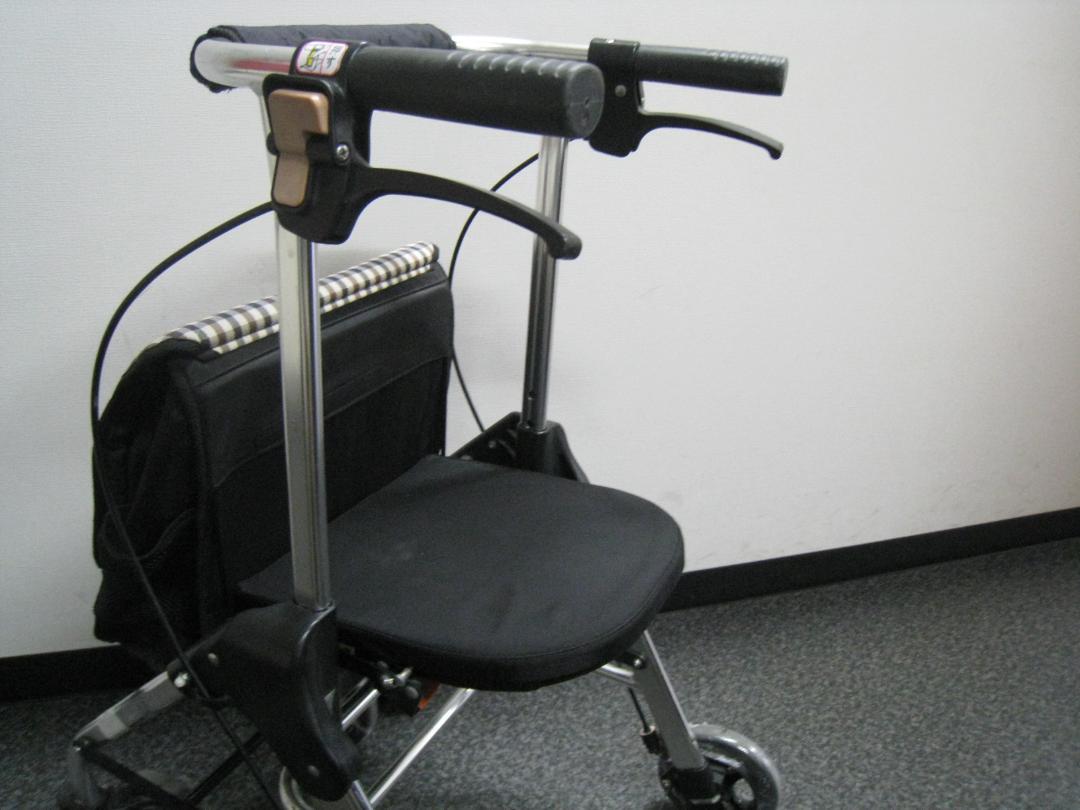 テイコブリトルハイ　HS05H　チェックブラック 幸和製作所 歩行器 ①