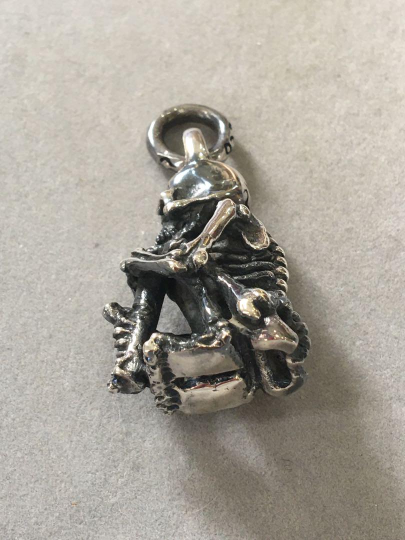 [新品] silver925 クラリネットを吹くスカル　骸骨　ペンダントトップ