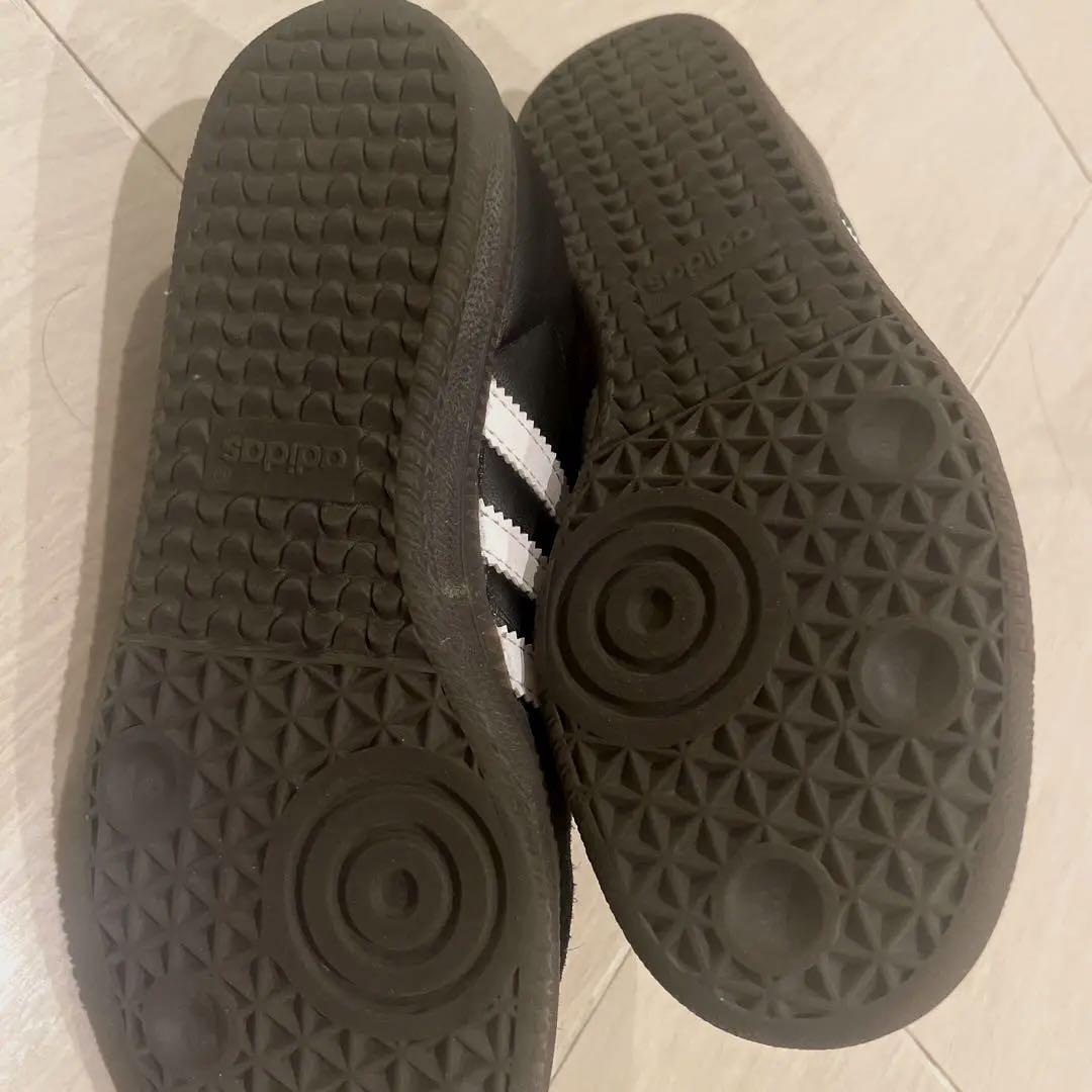 靴 adidas samba 24.5