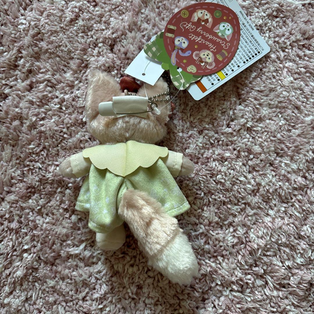 ディズニーシー　リーナベル　ハートフェルトストロベリーギフト ぬいぐるみバッジ ディズニーシー リーナベルぬいぐるみバッジ ハートフェルト