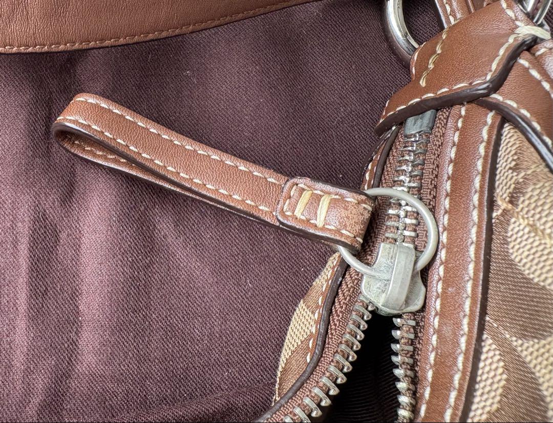 【正規品】COACH コーチ　ショルダーバッグ　三日月型　ブラウン
