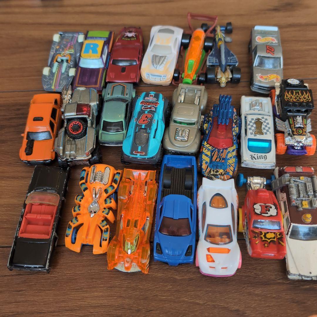 Hot Wheels ミニカー セット 85台！