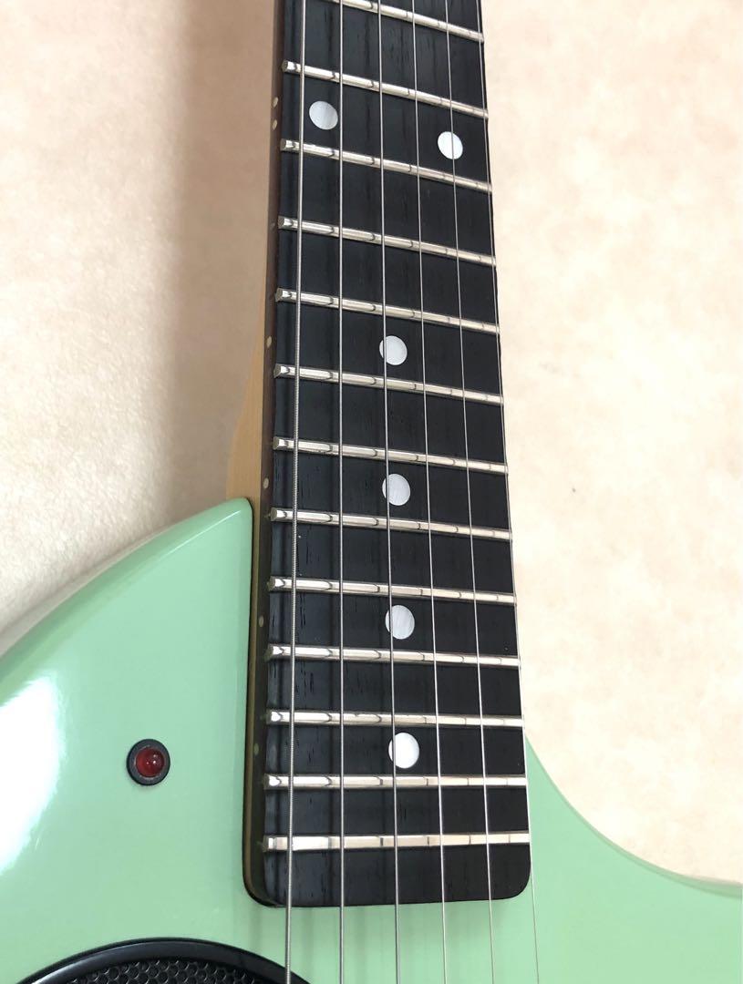 【美品】ZO-3 ミントグリーン アンプ内蔵ミニギター ヘッドフォン端子付