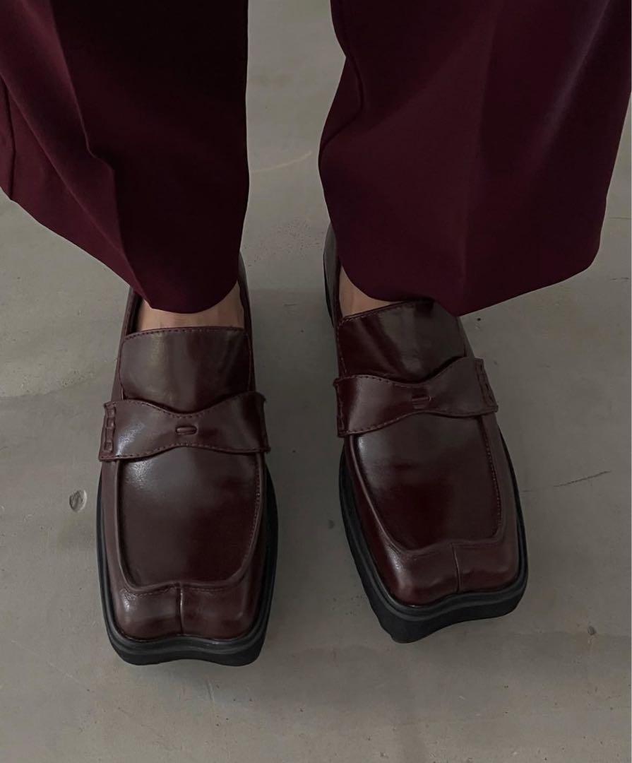 Ameri（アメリ）の「WAVE CUTTING PLATFORM LOAFER（ローファー
