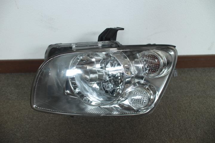 M35 ステージア 左ヘッドライト (58301)