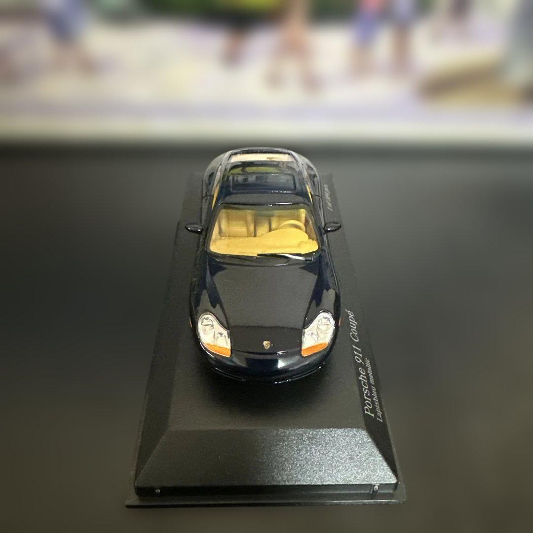 ミニチャンプス　1/43 ポルシェ911(996) クーペ 1998